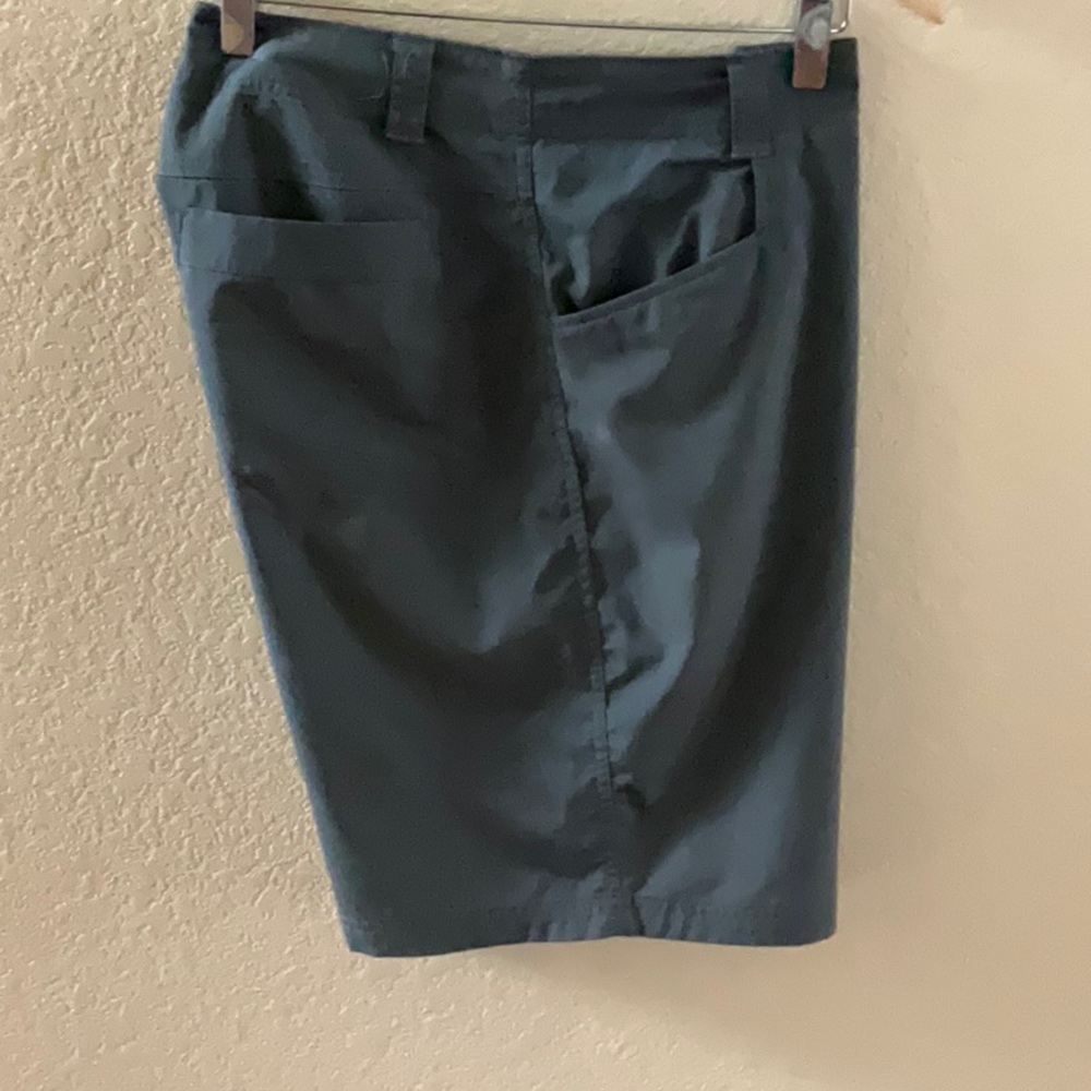 Columbia Men’s Omni shade Shorts - Picture 2 of 9